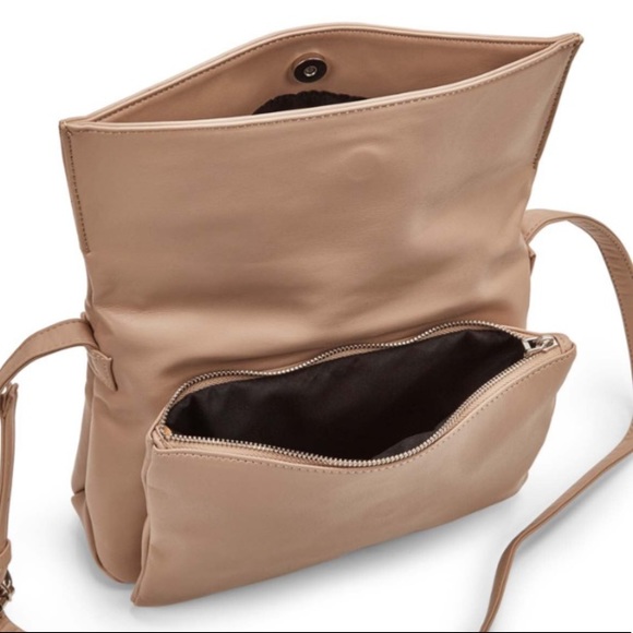 CoLab Harlow foldover crossbody bag - nude color - Picture 2 of 3